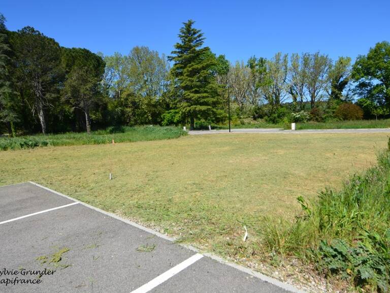 Terrain à vendre  LAMANON (13)630m² — photo 1