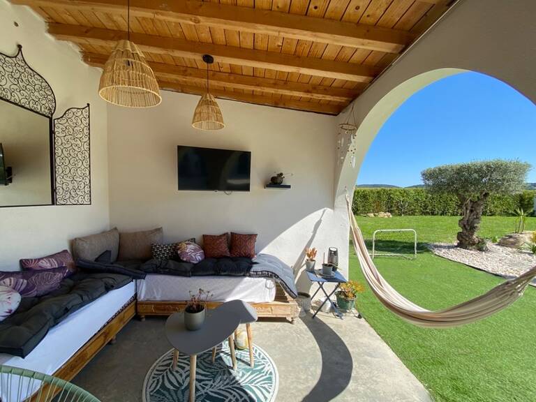 Maison à vendre proche d'UZES (30) Superbe villa contemporaine de plain-pied avec piscine, 5 chambres — photo 1