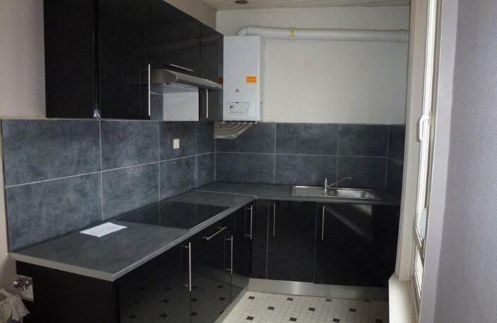 IMMEUBLE DE RAPPORT – SECTEUR RECHERCHÉ VIEUX BOULOGNE SUR MER(62) – TINTELLERIES — photo 3