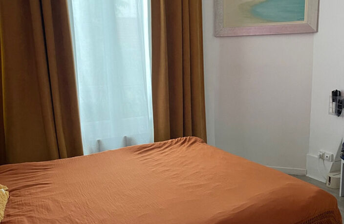 Dpt Seine Saint Denis (93), à vendre SAINT DENIS appartement T2 de 33 m² — photo 2