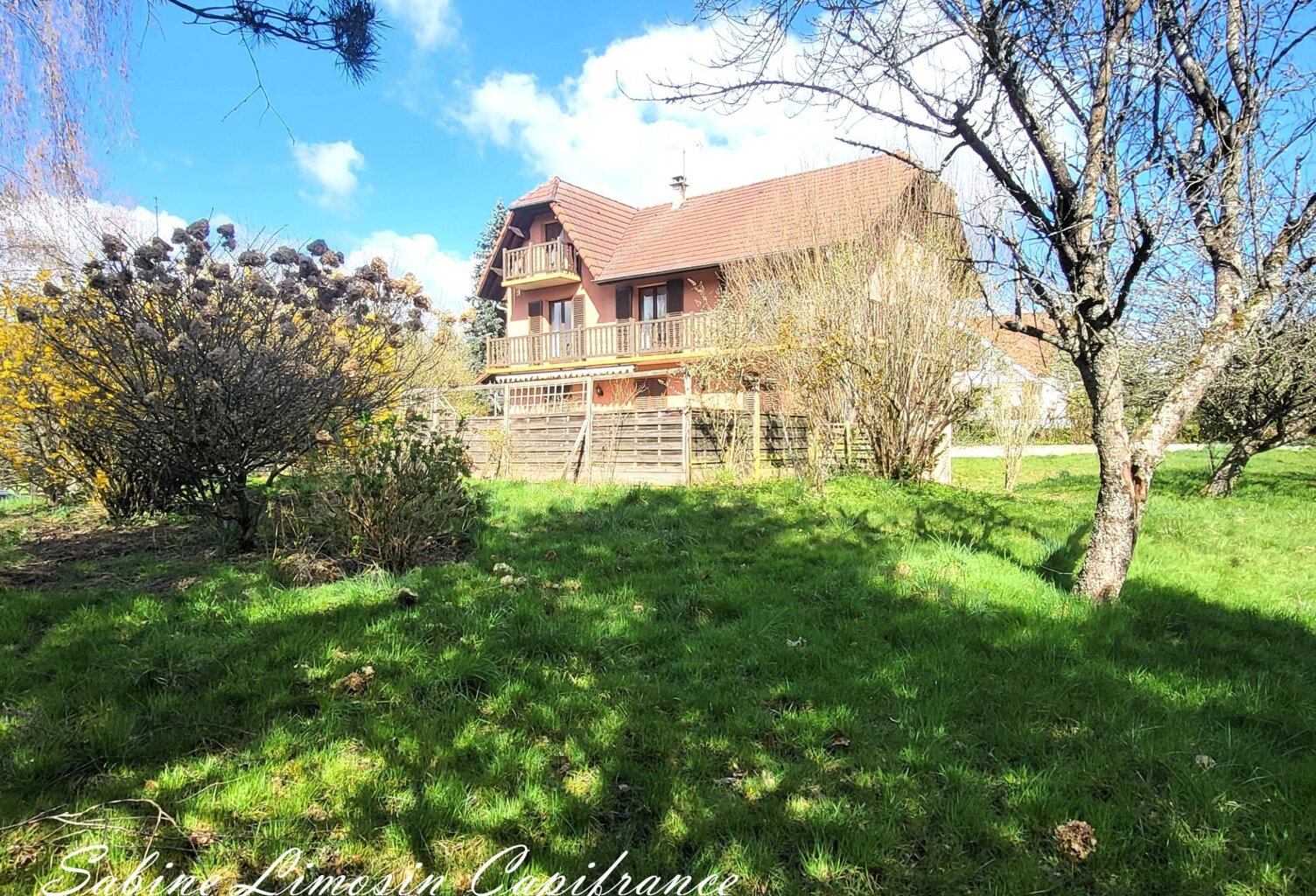 Maison à vendre 10 pièces COURCELLES LES MONTBELIARD (25) — photo 1
