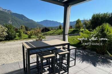 Maison 4 pièces 595000 €