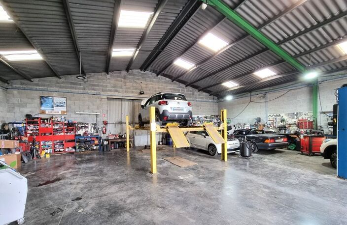 Fonds de commerce Garage auto rentable à fort potentiel, BOURCEFRANC LE CHAPUS (17) — photo 2