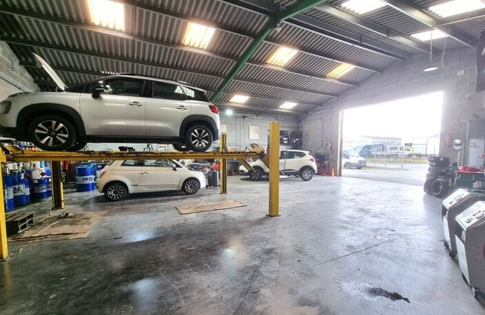 Fonds de commerce Garage auto rentable à fort potentiel, BOURCEFRANC LE CHAPUS (17) — photo 3