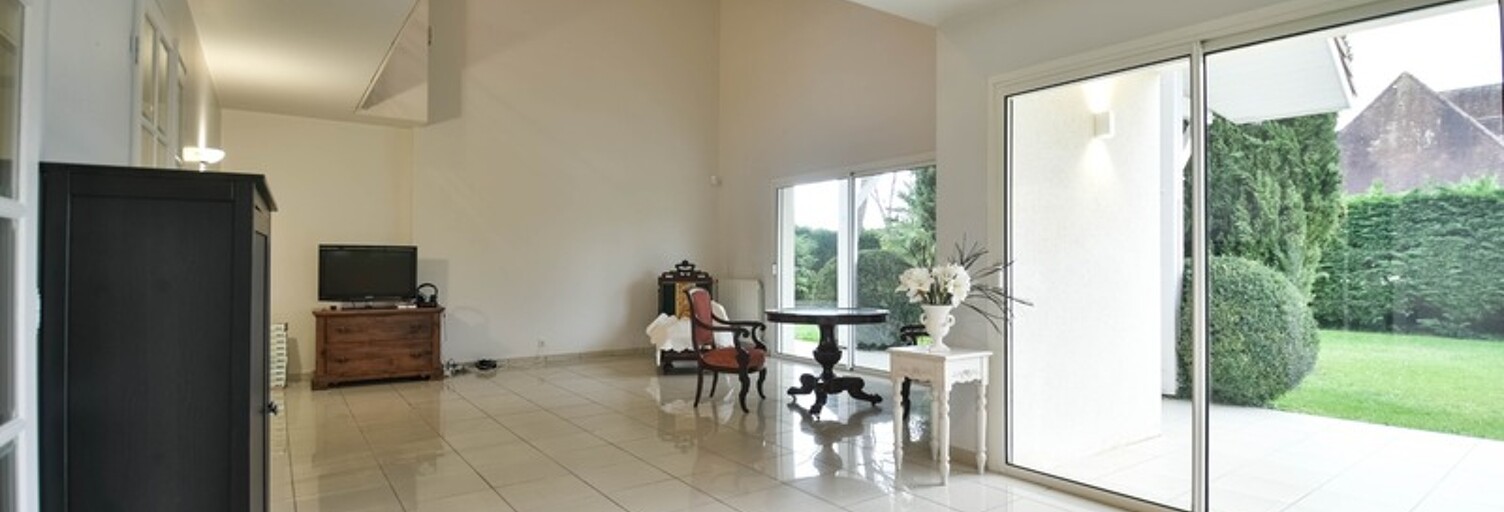 Maison 6 Pièces 176 m² à vendre à Lée (64320)