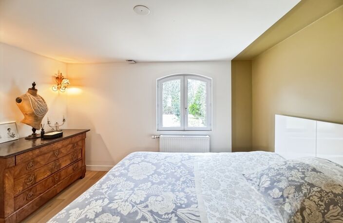 Maison de caractère entièrement rénovée – 212 m² sur parcelle de 2900 m2 – Écrin de verdure dans le centre de Mûrs-Érigné — photo 2