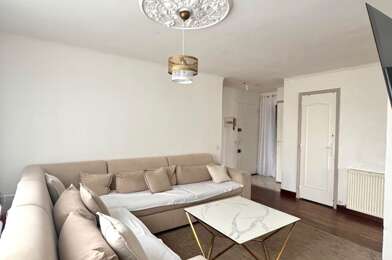 Appartement 5 pièces 154500 €