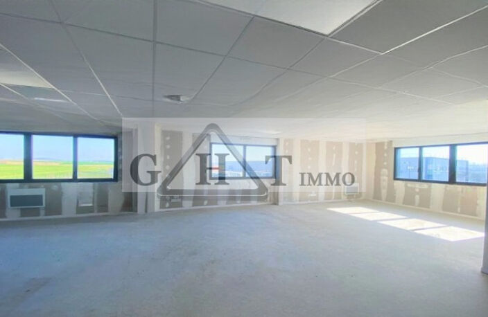 ENTREPOT/ BUREAU A VENDRE CREIL — photo 3