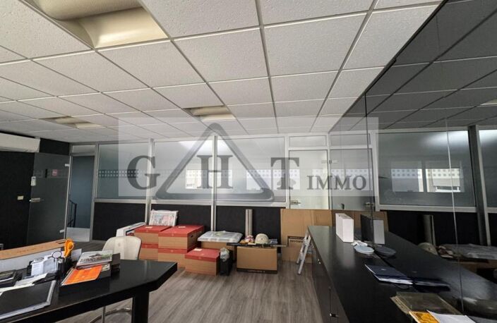 860 m² entrepot bureaux à vendre à noisy le sec — photo 3