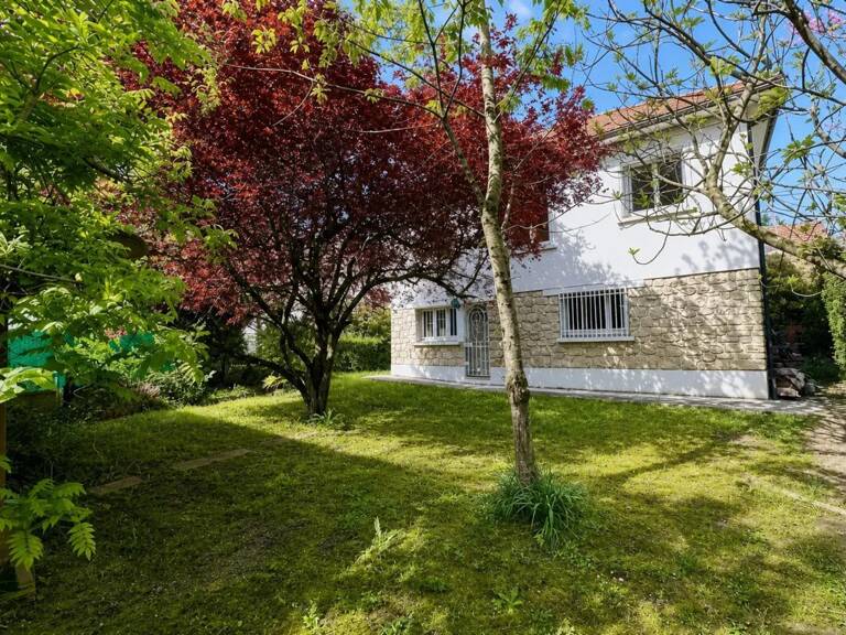 Maison spacieuse à Villemomble, secteur prisé — photo 1