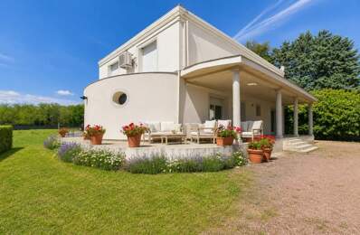 Maison spacieuse à Naintré avec jardin clos — photo du bien