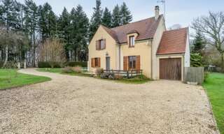 Maison 9 Pièces 142 m² à vendre à Montjavoult (60240)