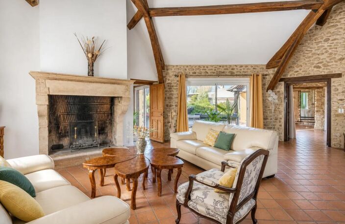 Élégante maison en pierre, 298m² à Flacourt — photo 3