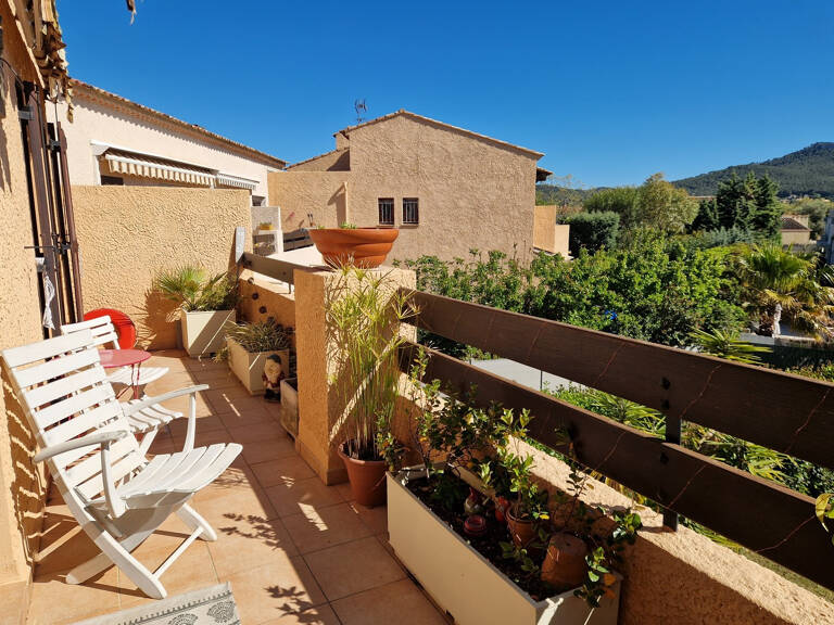 T3 en duplex, terrasse, pkg collectif - Saint Cyr sur mer — photo 1