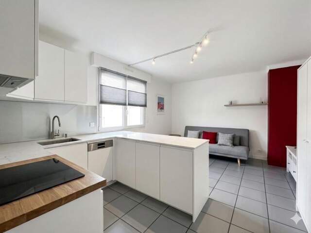 Studio idéal investissement - Centre-ville La Roche-sur-Yon, libre — photo du bien