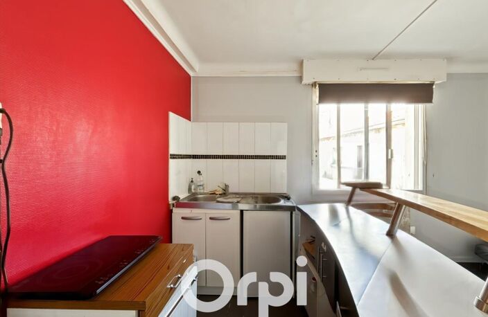 Studio idéal investissement - Centre-ville La Roche-sur-Yon, libre — photo 4