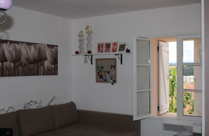 Appartement À Louer — photo 3