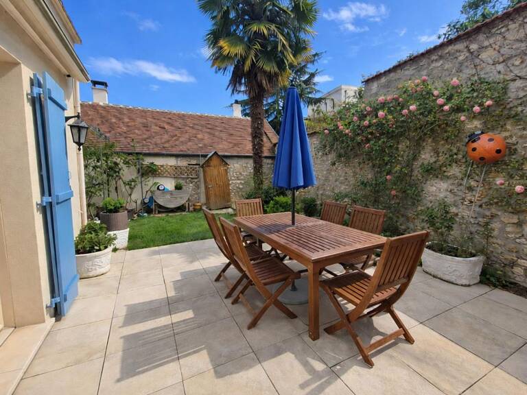 Maison À Vendre — photo 1