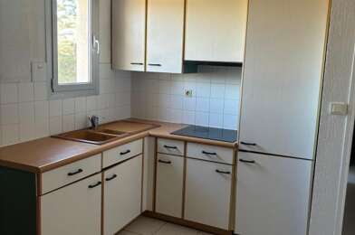 Appartement 2 pièces 877 €