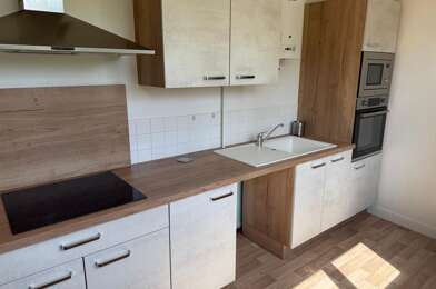 Appartement 4 pièces 750 €