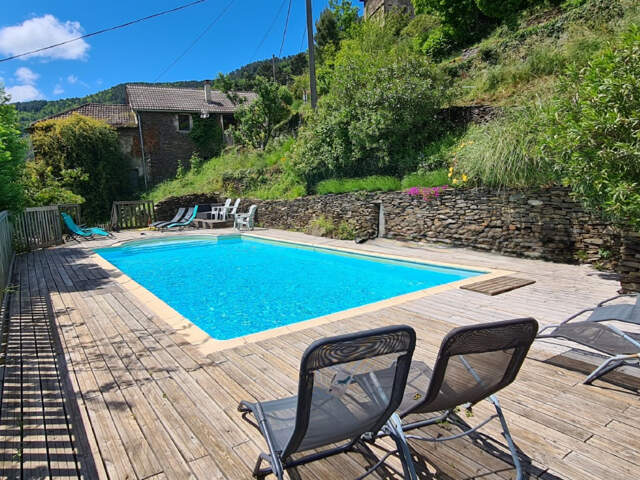 Maison Saint Andre Lachamp 16 pièce(s) 300 m2 — photo du bien