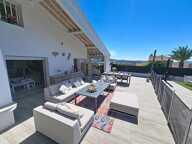 Les Lones - Villa 210 m² aux prestations haut de gamme - vue mer - Garages — photo 3