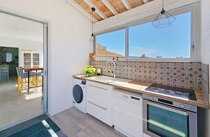 Les Lones - Villa 210 m² aux prestations haut de gamme - vue mer - Garages — photo 4