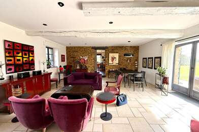 Maison 6 pièces 365750 €