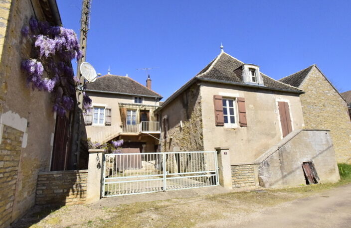 MAISON EN PIERRE AVEC DÉPENDANCES — photo 3
