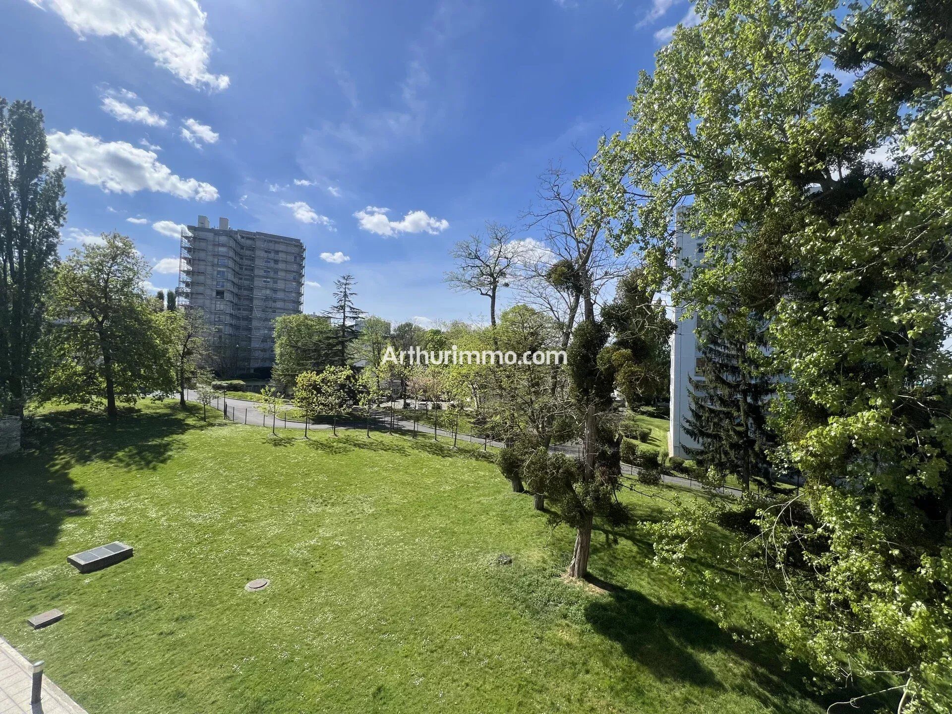 Appartement 4 pièces 76 m² · à Sucy-en-Brie · 76 m² · 249 000 €