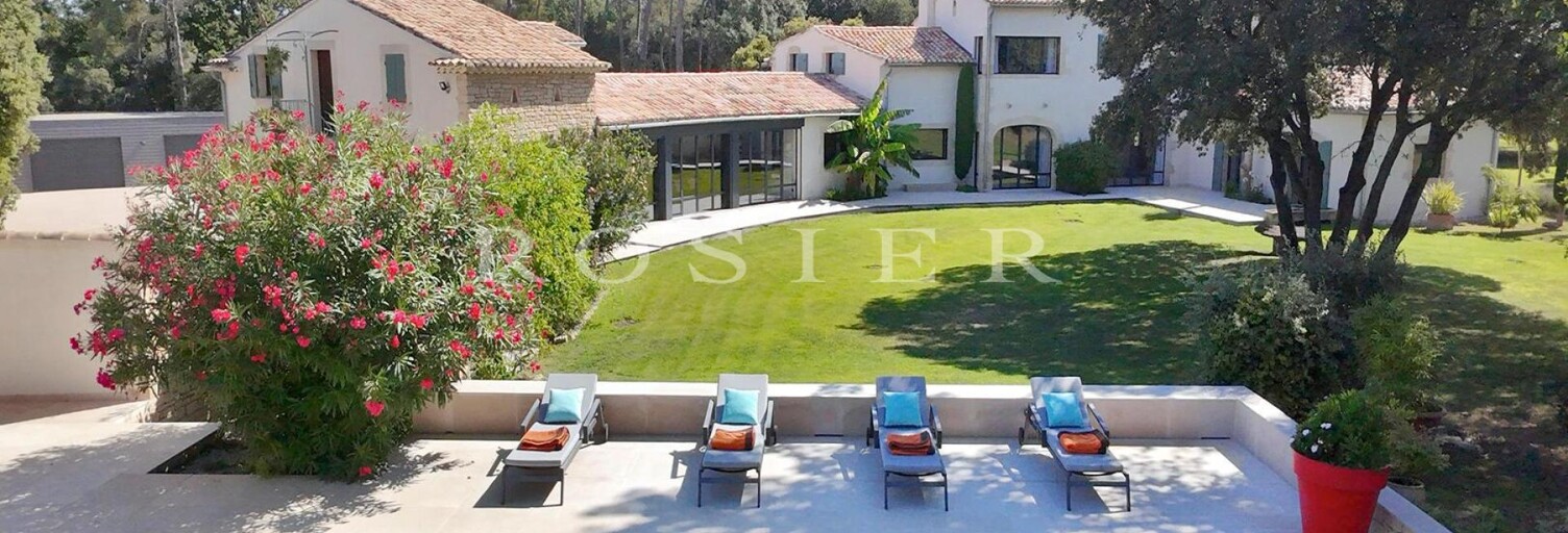 Maison 16 Pièces 515 m² à vendre à Pernes-les-Fontaines (84210)