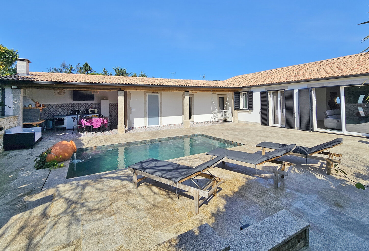 AJACCIO Mezzavia Superbe villa F4 + F2 avec piscine — photo 1