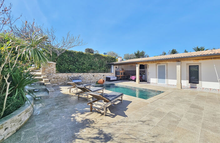 AJACCIO Mezzavia Superbe villa F4 + F2 avec piscine — photo 3