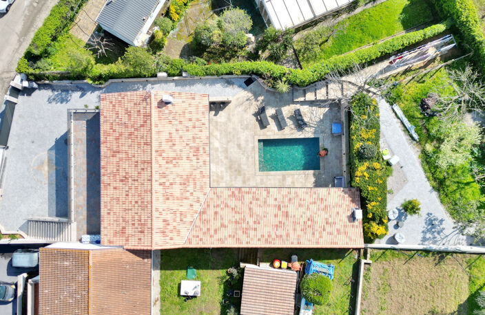 AJACCIO Mezzavia Superbe villa F4 + F2 avec piscine — photo 5