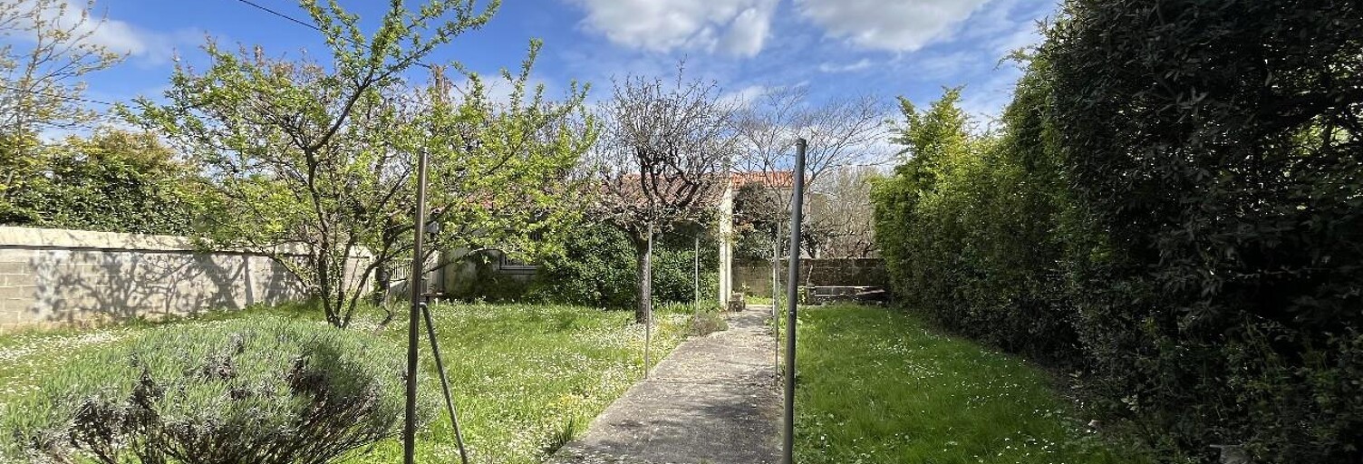 Terrain  600 m² à vendre à Cognac (16100)