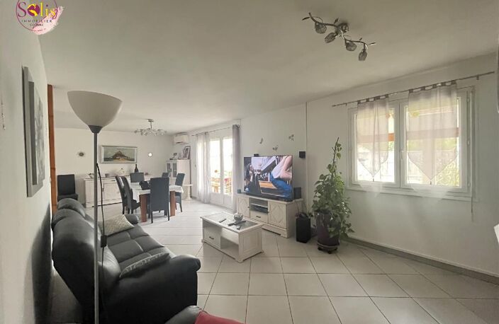 Vente maison 4 pièces 104 m² Louzac-Saint-André (16100) — photo 3