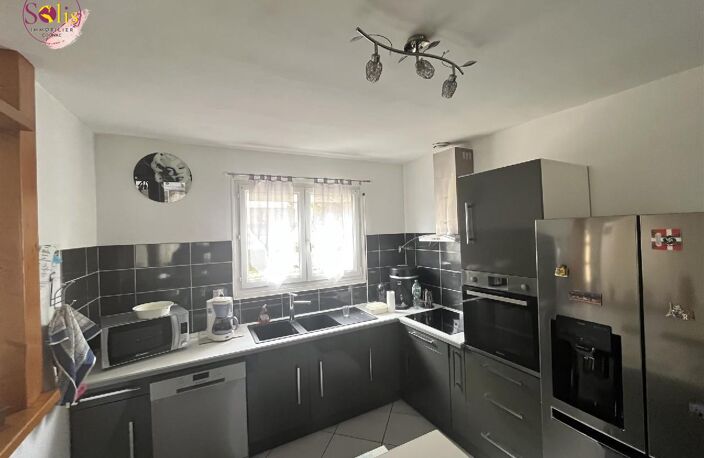 Vente maison 4 pièces 104 m² Louzac-Saint-André (16100) — photo 4