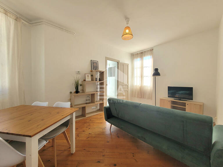 PAU CENTRE - T2 meublé de 47 m² — photo 1