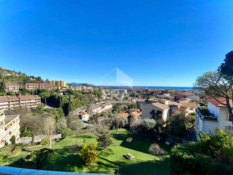Appartement 2 pièces à vendre à Vence avec vue mer et verdure — photo 1