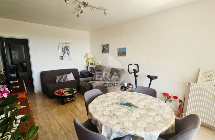 Appartement 2 pièces à vendre à Vence avec vue mer et verdure — photo 4