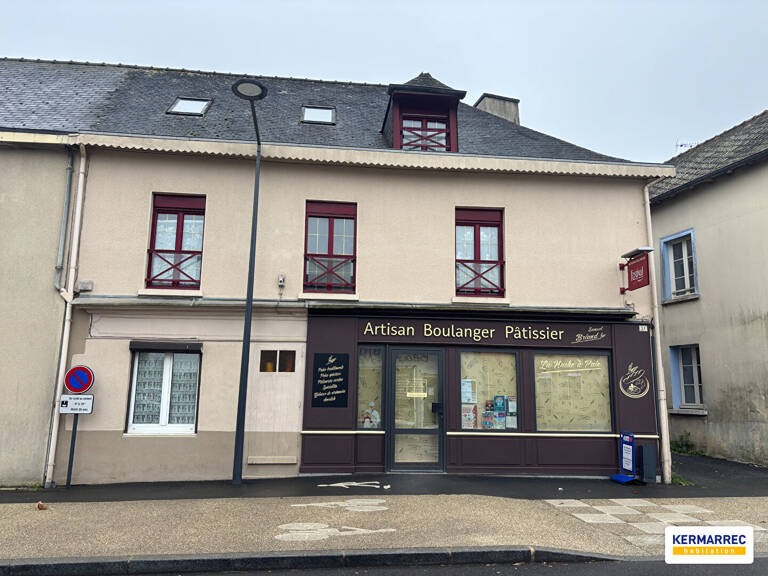 A VENDRE Immeuble 7 pièces à La Guerche De Bretagne 250 m²  - 199 200  HAI — photo 1
