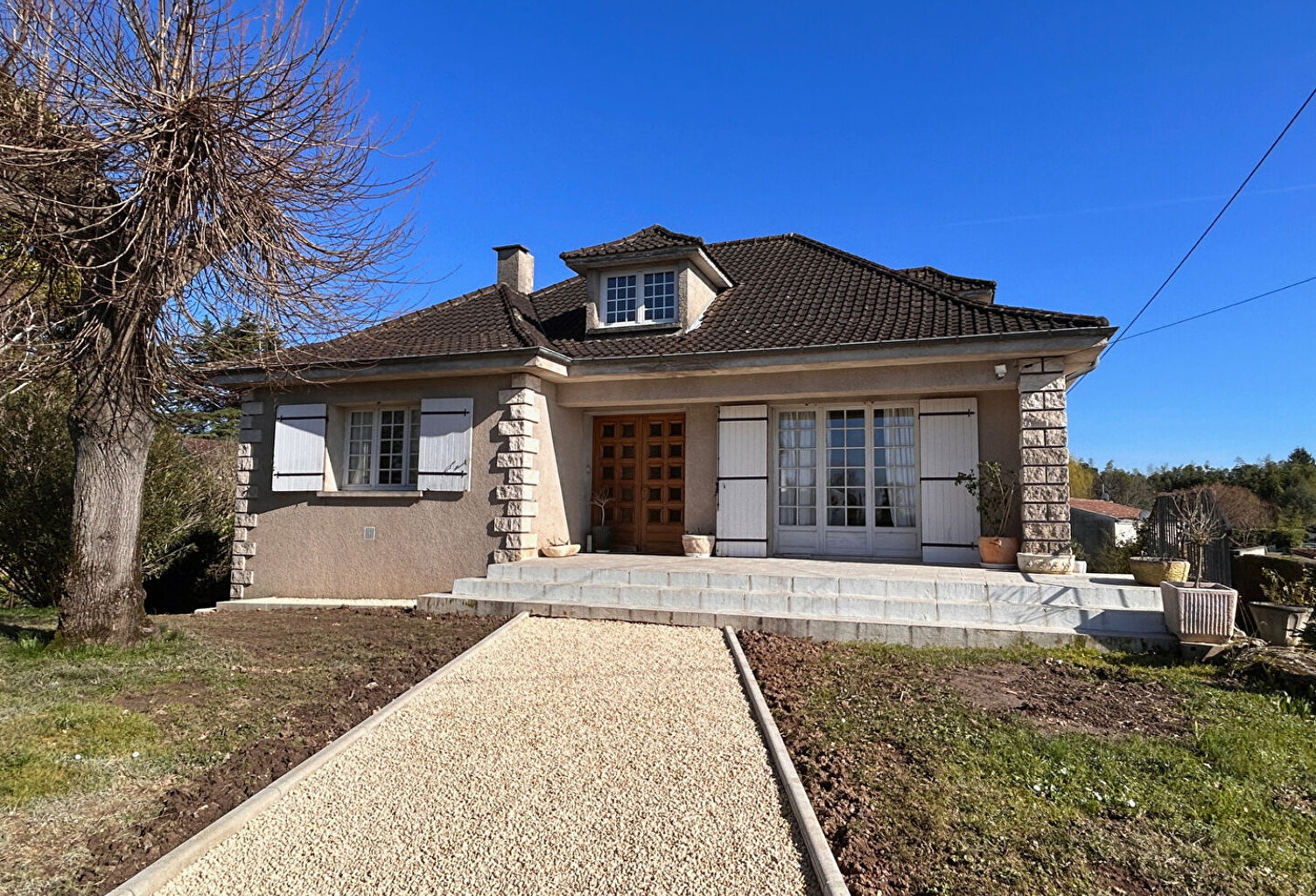 Maison avec dépendances à Villeneuve Sur Lot — photo 1