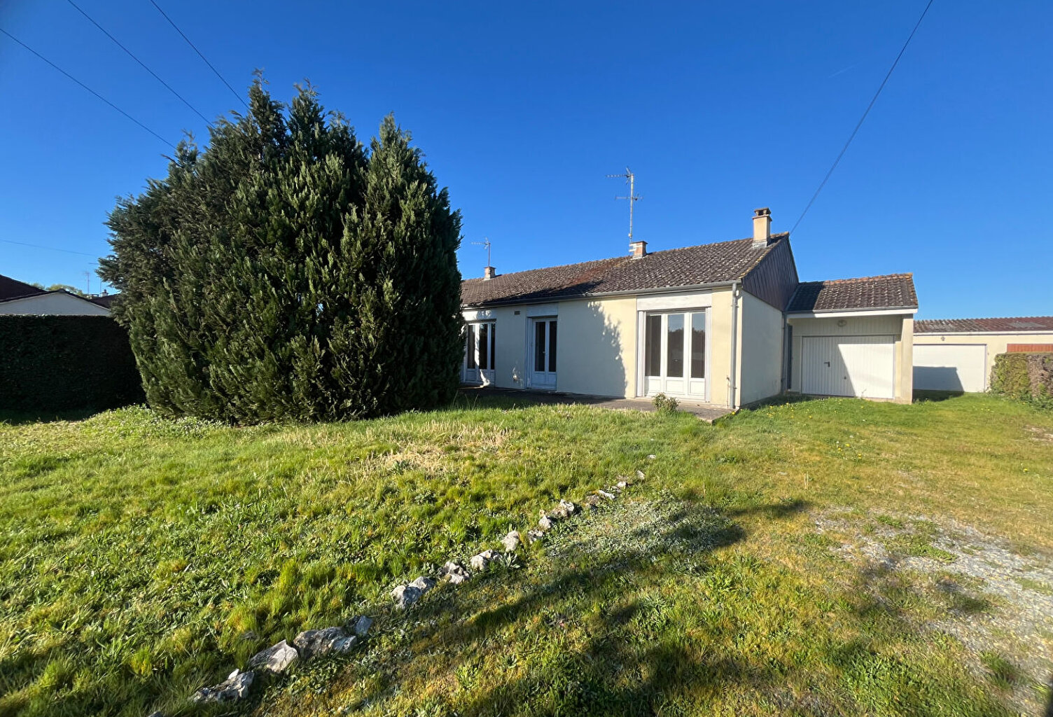 Maison Aubigny Sur Nere 5 pièce(s) 81 m2 — photo 1