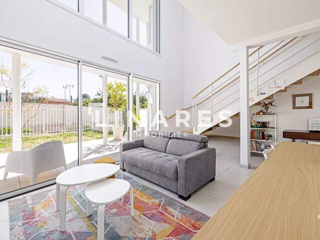 LUXURY DUPLEX - Appartement Duplex T3 de 77m2 en rez-de-jardin - — photo du bien