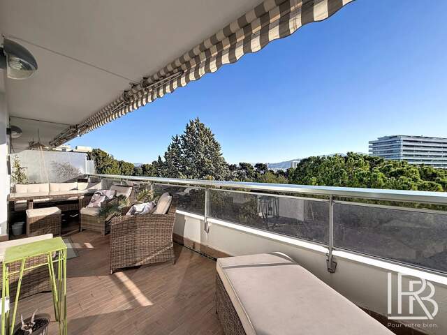 Appartement à vendre, Marseille 8, Perier, 93m² et terrasse. — photo du bien