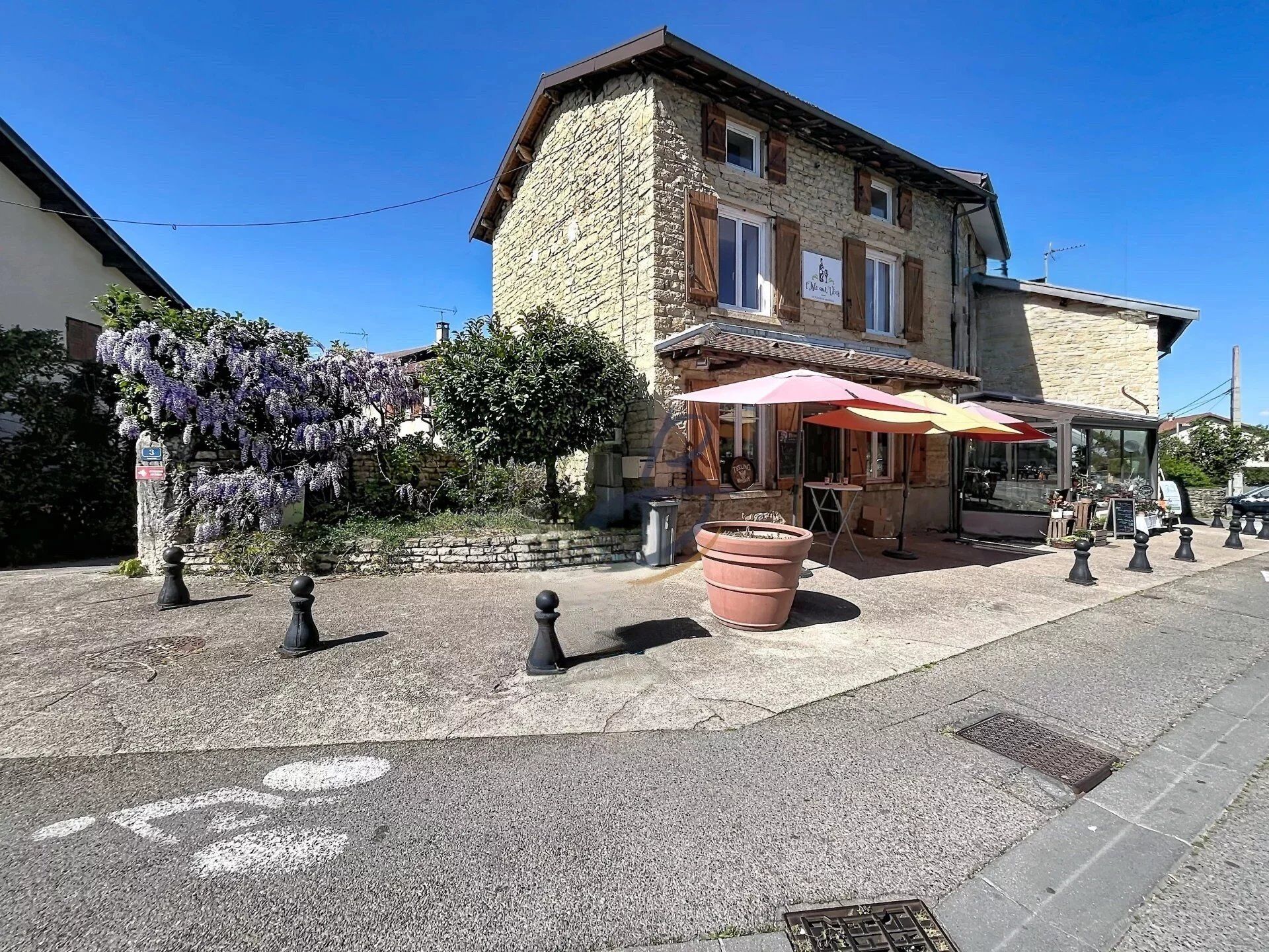 Vente Fonds de commerce à L'Isle-d'Abeau · 150 000 €