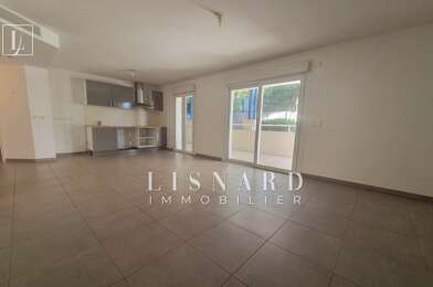 Appartement 3 pièces 235000 €