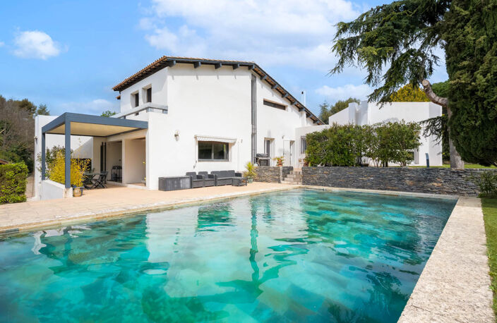 Contemporaine et charme dans un écrin de verdure — photo 3