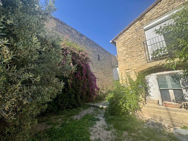 VERGÈZE   Maison de caractère avec fort potentiel — photo du bien