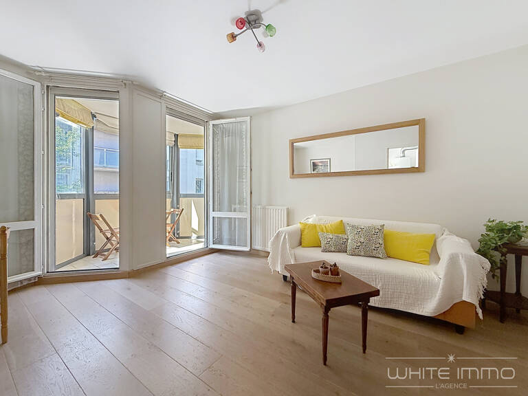 'ULYSSE' - VENTE, FRANCHEVILLE LE BAS, APPARTEMENT T2, CENTR — photo 1
